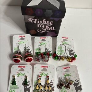 Claire's Festive Holiday Earrings 6  Sets